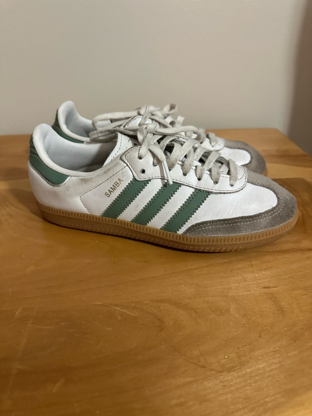 adidas Sambas